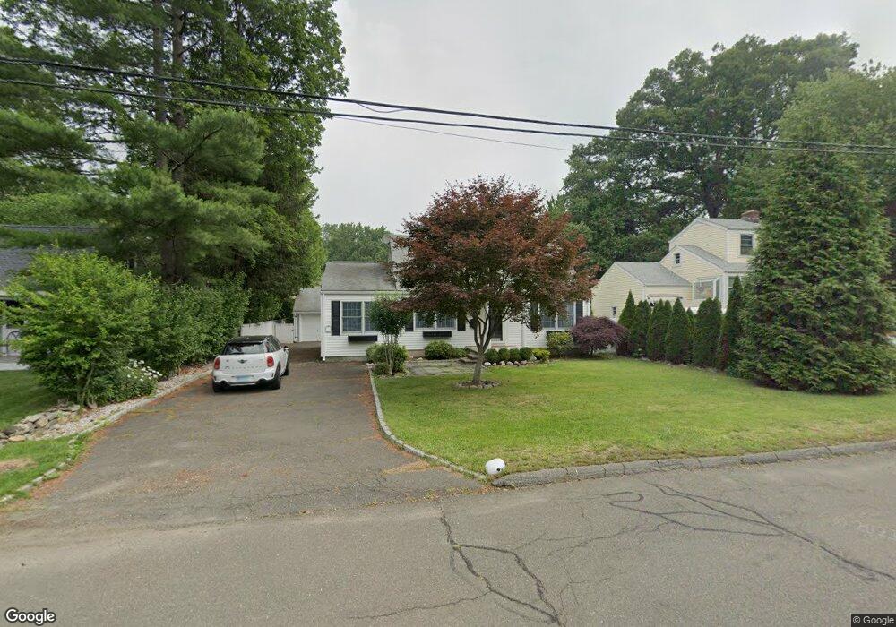 47 Sleepy Hollow Ln, Cos Cob, CT 06807 - photo 1