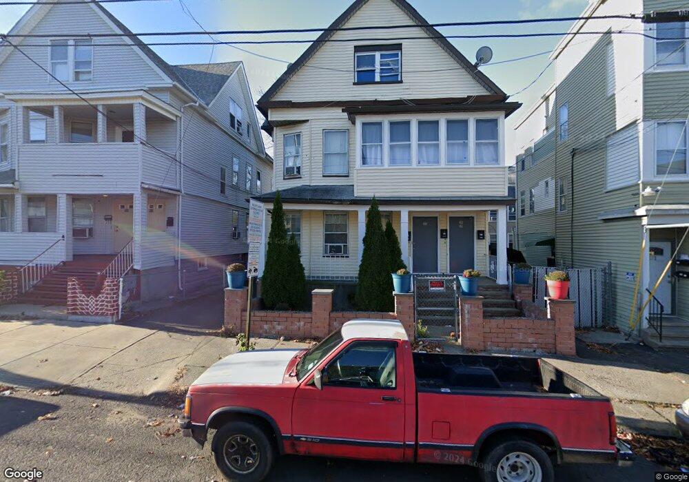 409 Catherine St unit 411, Bridgeport, CT 06604 - photo 1