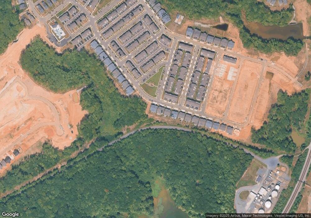 18164 Moss Garden Rd, Dumfries, VA 22026 - photo 1