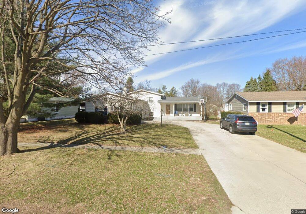 520 Scott Ave, Findlay, OH 45840 - photo 1