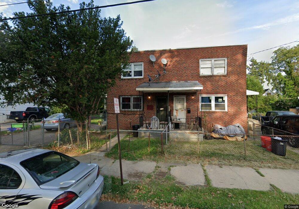 230 S 33rd St, Camden, NJ 08105 - photo 1