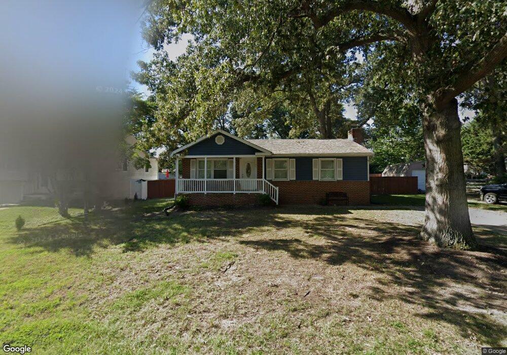 1225 Hillcreek Rd, Pasadena, MD 21122 - photo 1