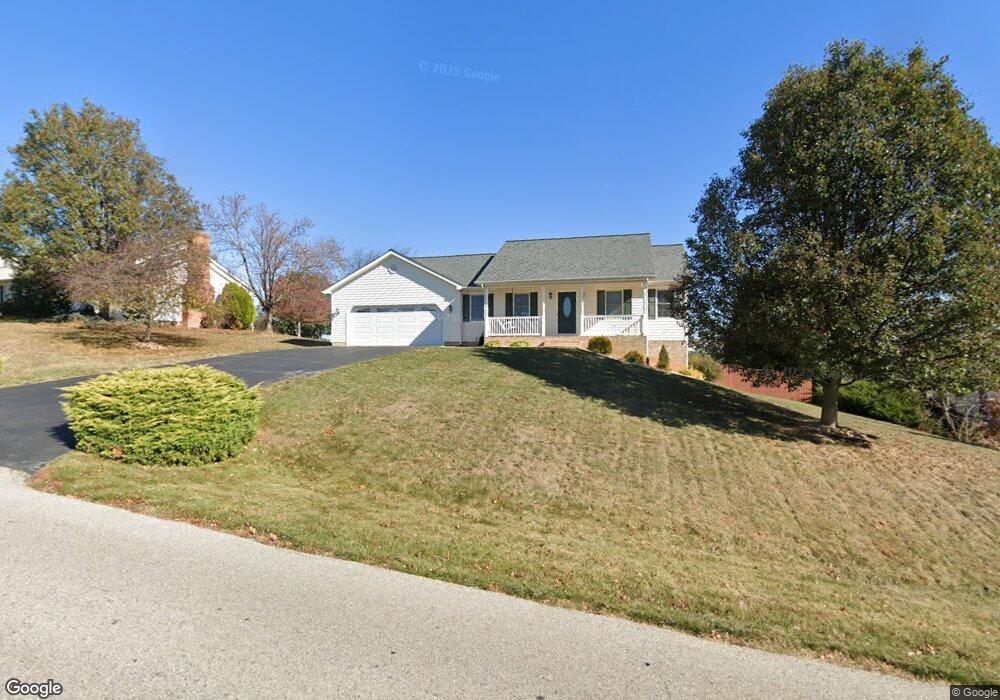 358 Westminister Dr, Fishersville, VA 22939 - photo 1