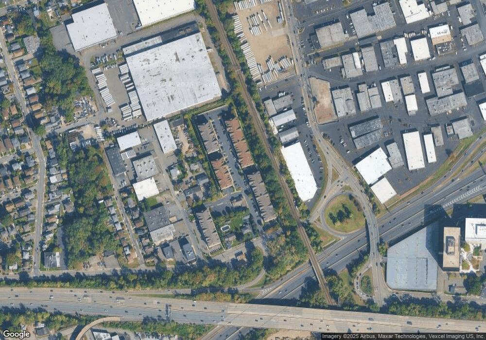 517 Bushes Ln, Elmwood Park, NJ 07407 - photo 1