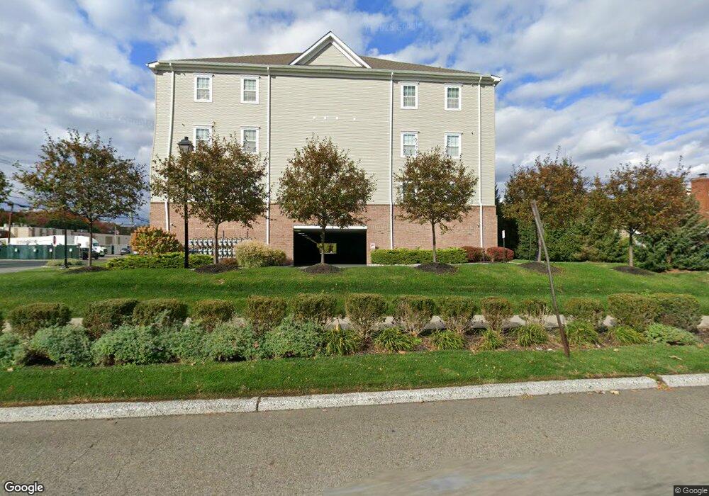 523 Bushes Ln unit 523, Elmwood Park, NJ 07407 - photo 1