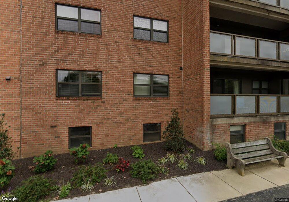 116 E Montgomery Ave unit 310, Ardmore, PA 19003 - photo 1