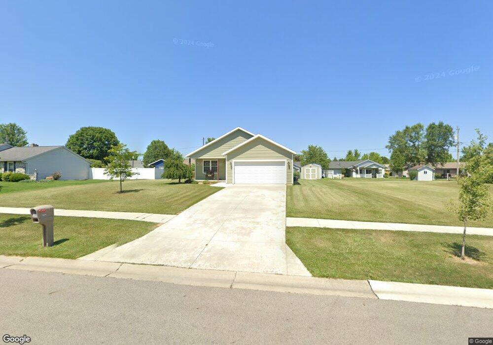 604 Murbach St, Archbold, OH 43502 - photo 1