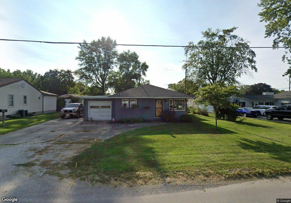 500 N Carico St, Tuscola, IL 61953 - photo 1