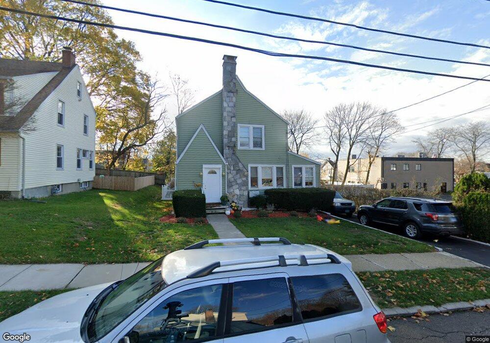 1 Olmstead Place, Norwalk, CT 06855 - photo 1