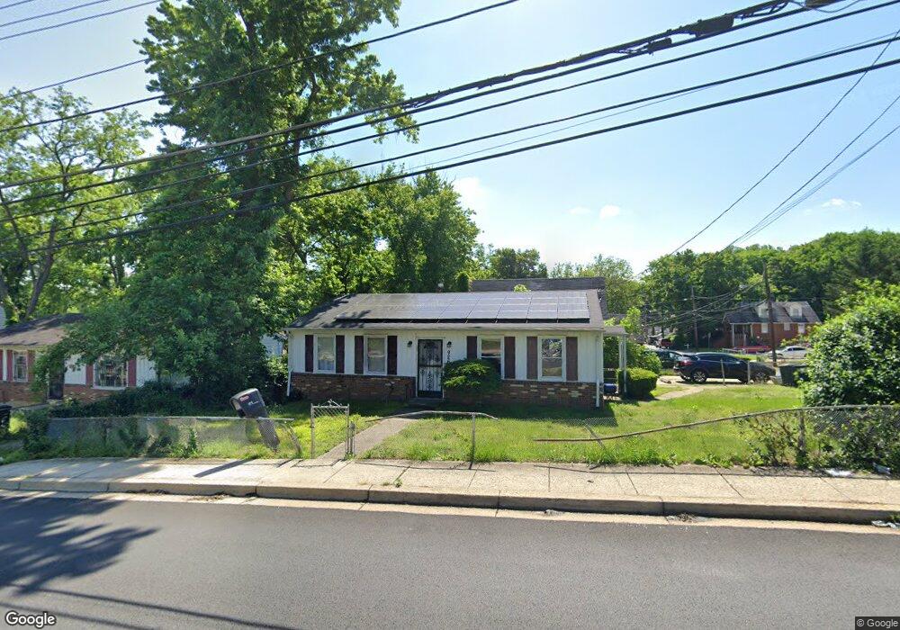 926 Larchmont Ave, Capitol Heights, MD 20743 - photo 1