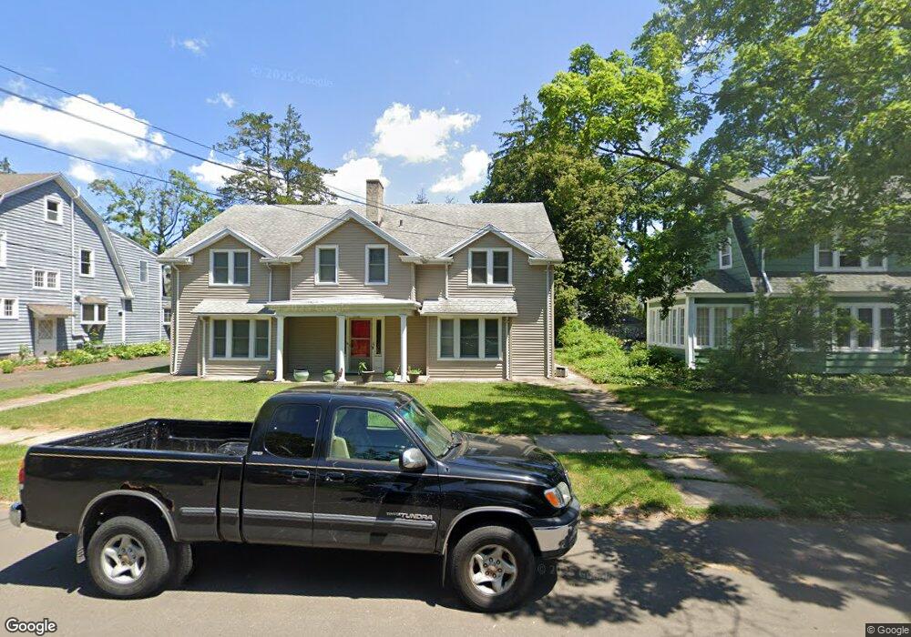 41 Elmwood Rd, New Haven, CT 06515 - photo 1