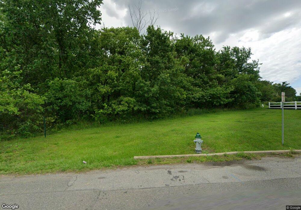 6913 Walker Mill Rd, Capitol Heights, MD 20743 - photo 1