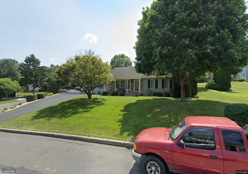 109 Ramblewood Dr, Easton, PA 18040 - photo 1