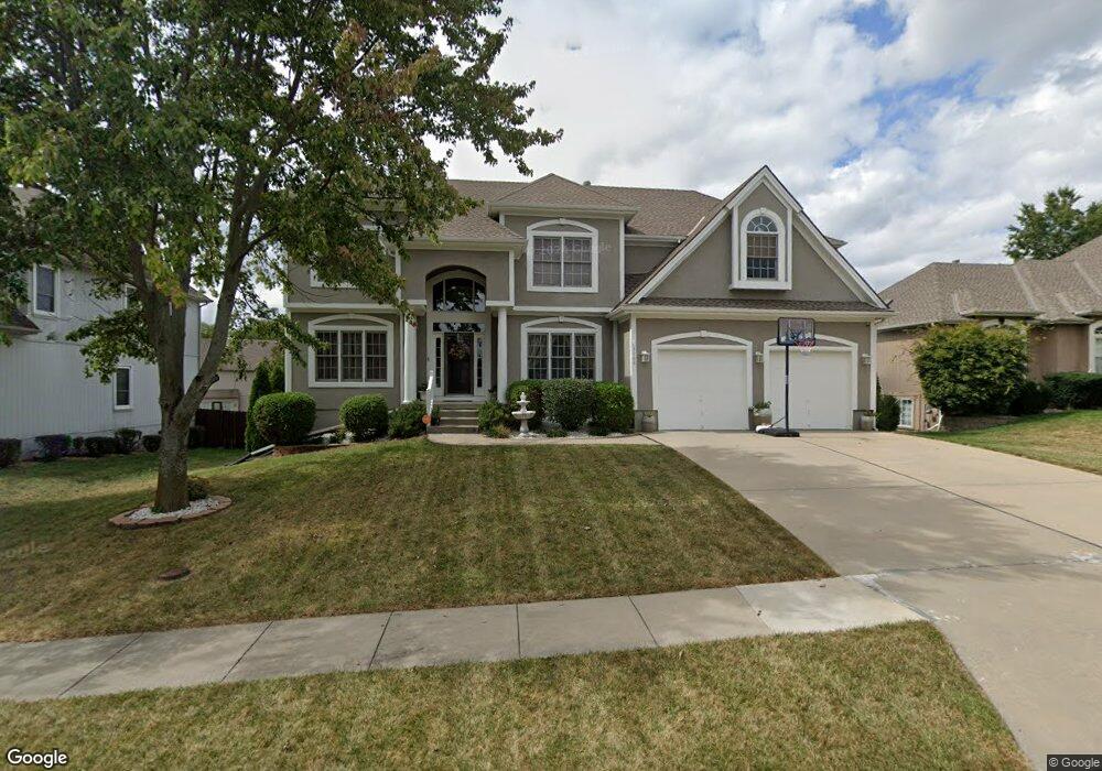 3908 SW Boulder Dr, Lees Summit, MO 64082 - photo 1