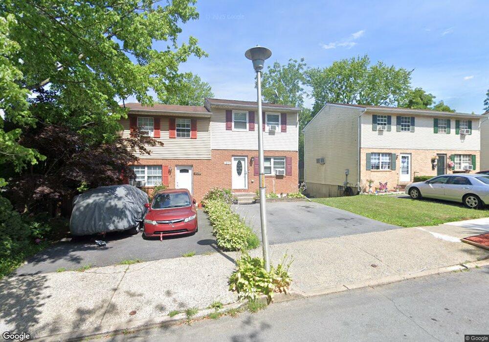 813 S Armour St, Allentown, PA 18103 - photo 1