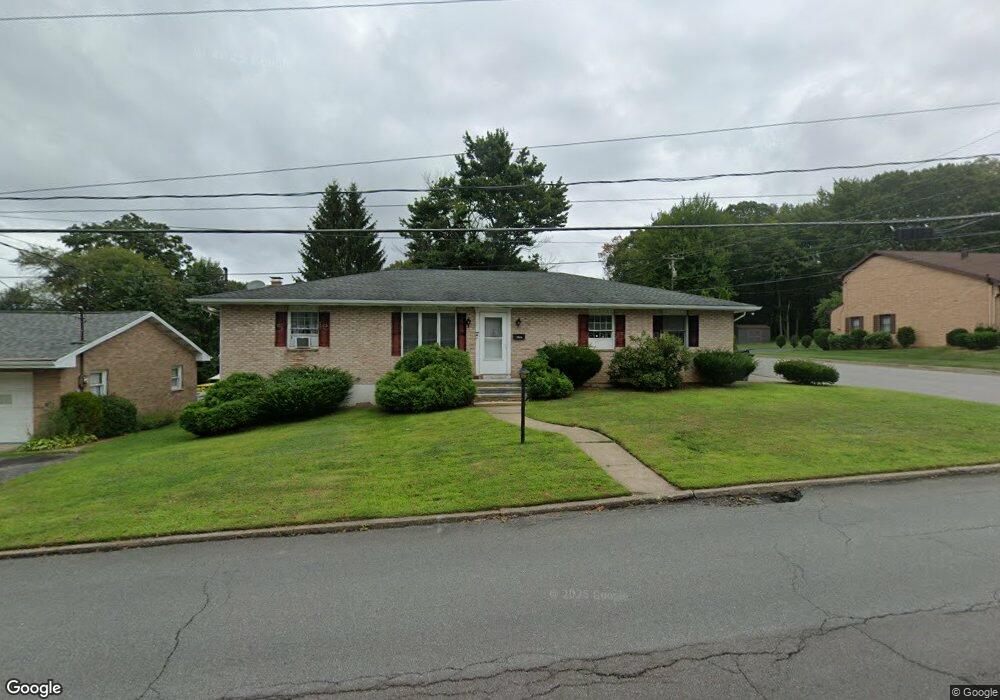 935 Carson St, Hazleton, PA 18201 - photo 1