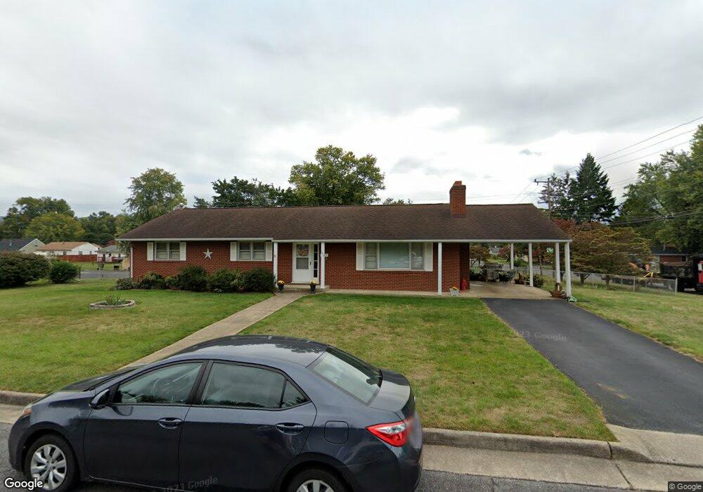 200 Edward Ave, Waynesboro, VA 22980 - photo 1