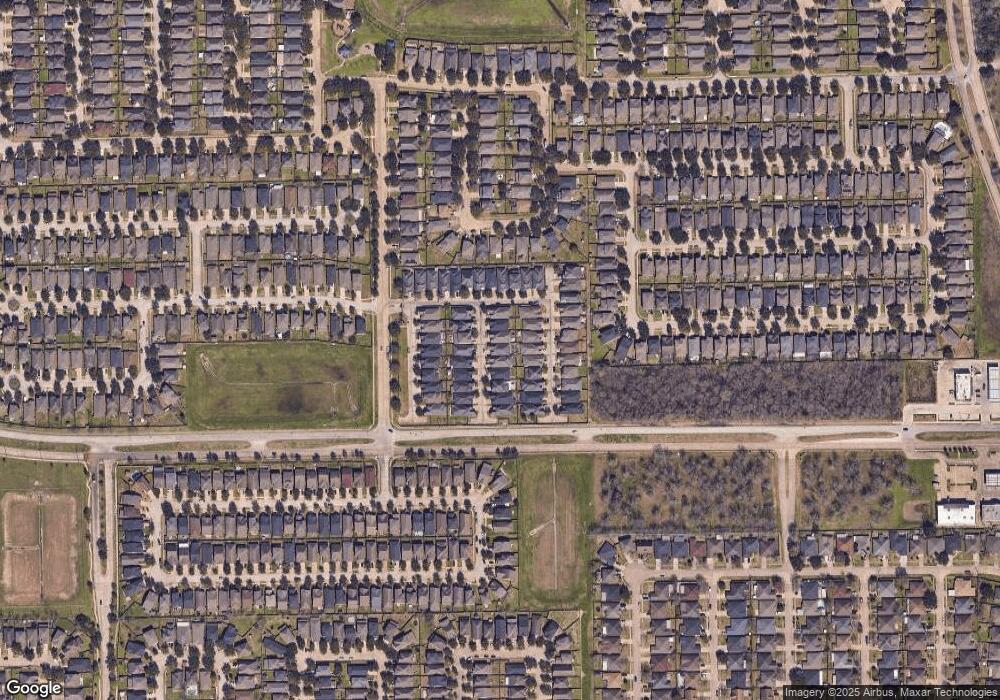 10515 Pleasant Villas Ln, Houston, TX 77075 - photo 1