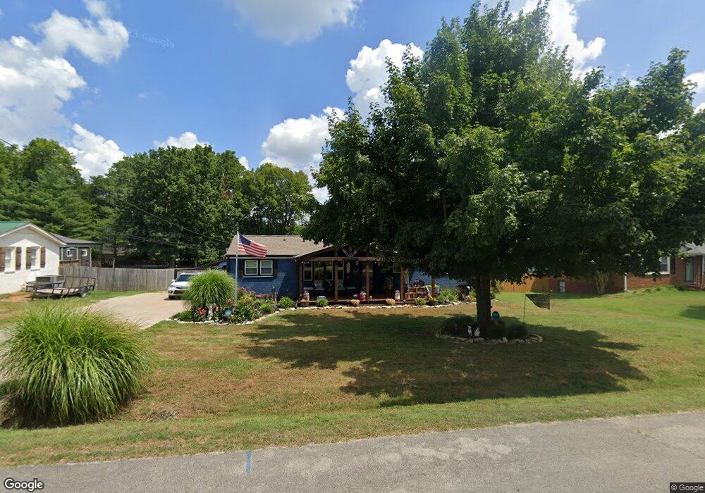 2004 Westwood Dr, Columbia, TN 38401 - photo 1