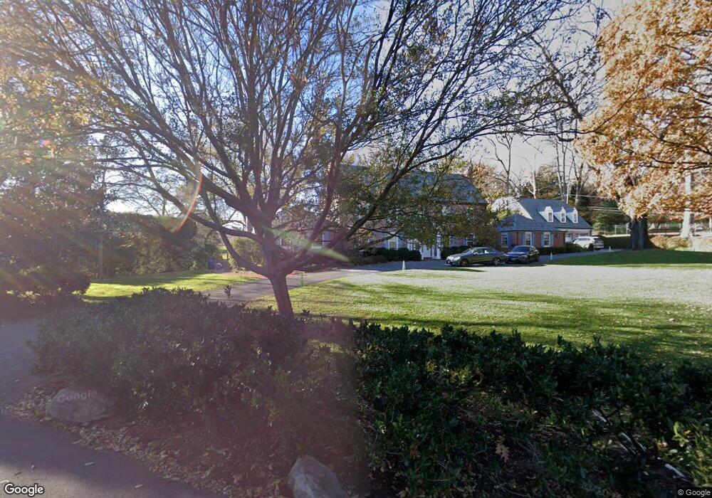 4112 Manor Rd, Chevy Chase, MD 20815 - photo 1