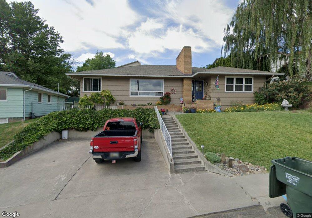 801 NW 11th St, Pendleton, OR 97801 - photo 1