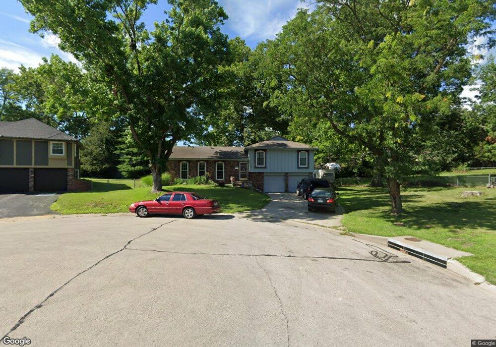 11706 W 53rd St, Shawnee, KS 66203 - photo 1