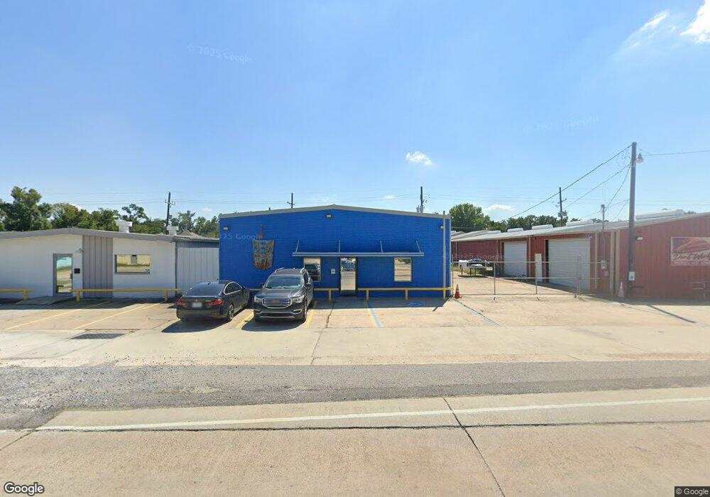 204 N Hollywood Rd, Houma, LA 70364 - photo 1