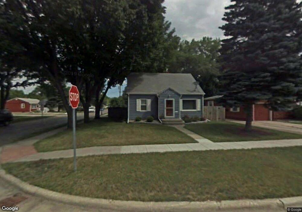 1645 7th Ave S, Fargo, ND 58103 - photo 1