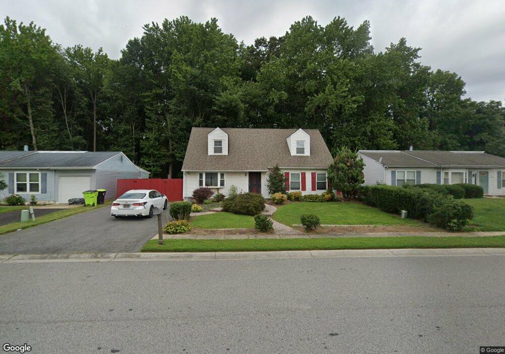 111 Diminish Dr, Newark, DE 19713 - photo 1