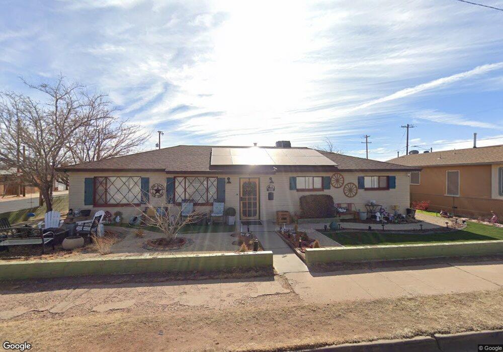 420 N Snider Ave, Winslow, AZ 86047 - photo 1