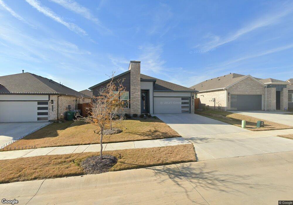 2204 Redwing Dr, Denton, TX 76205 - photo 1