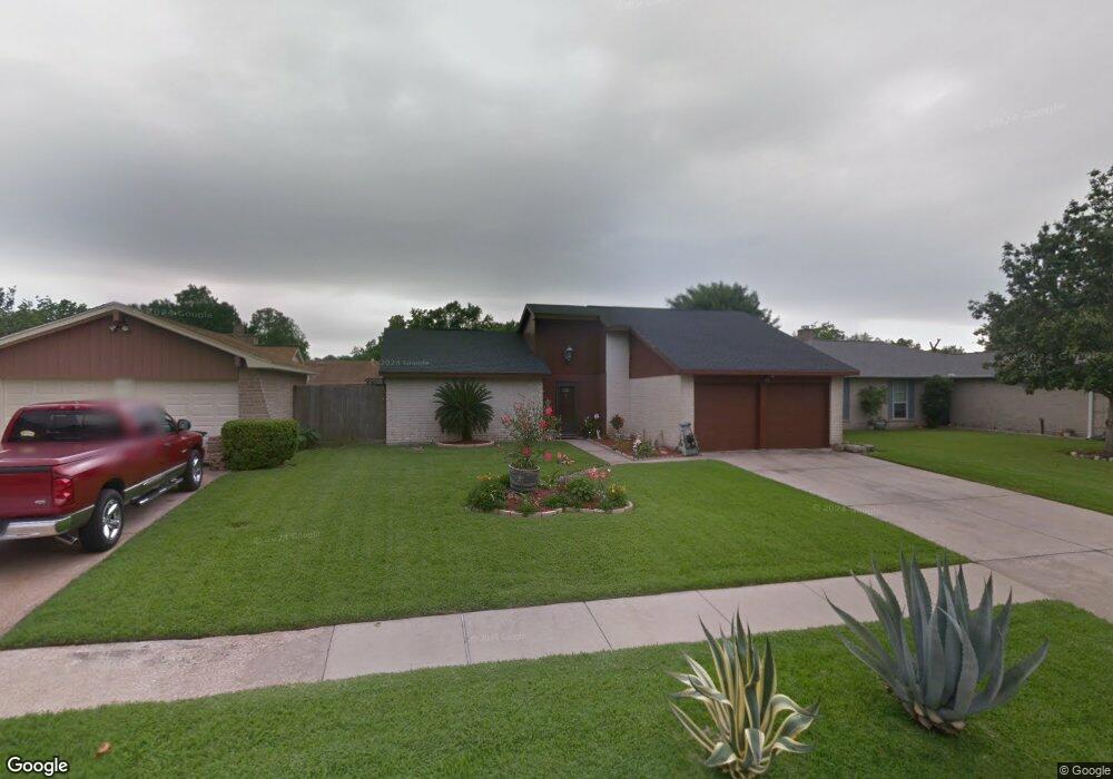 16406 Tibet Rd, Friendswood, TX 77546 - photo 1