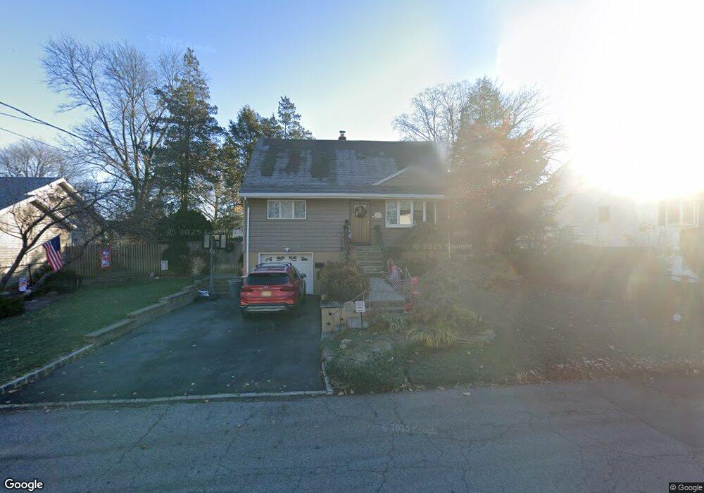 33 Wareham Rd, Dumont, NJ 07628 - photo 1