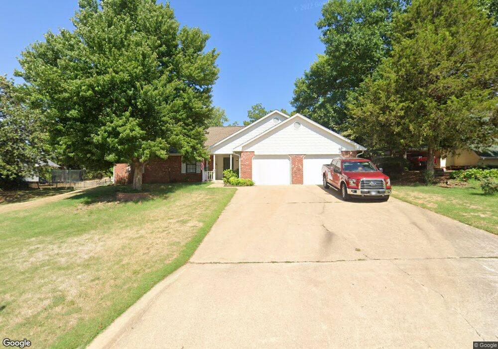 1310 N Faulkner Dr, Claremore, OK 74017 - photo 1