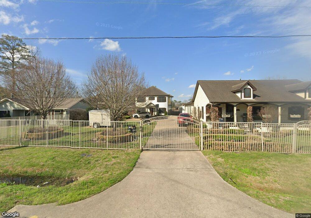 633 Westford St unit a, Houston, TX 77022 - photo 1