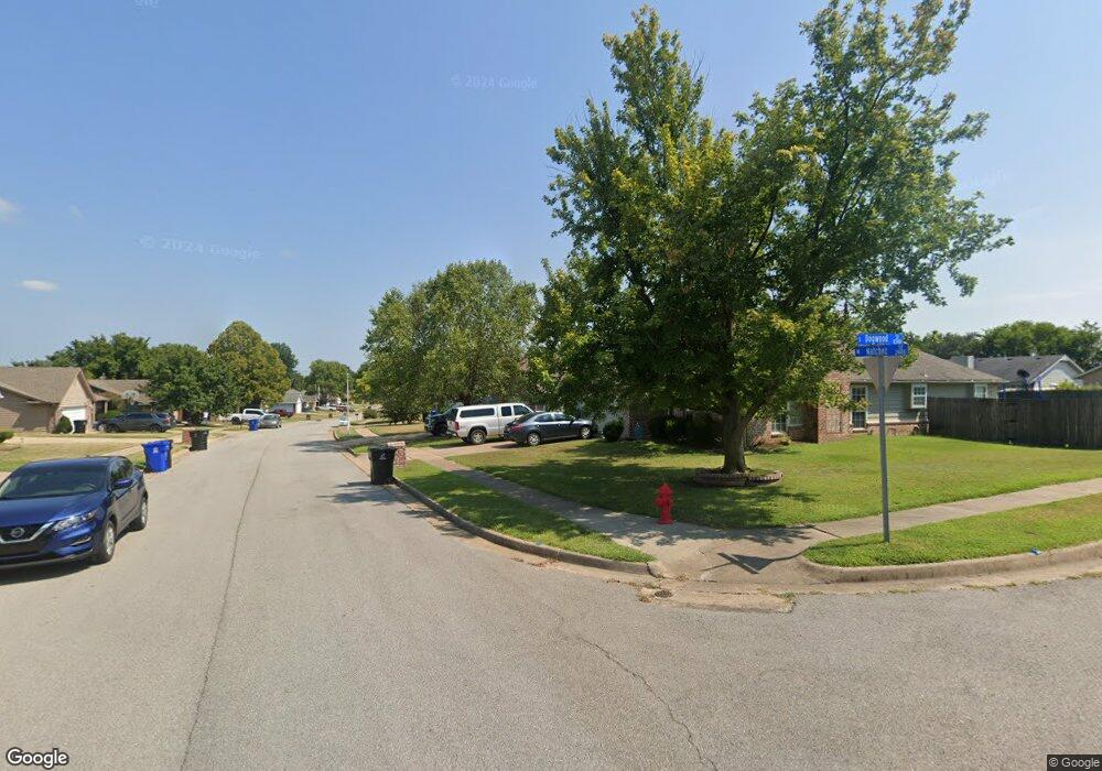 7913 S Dogwood St, Broken Arrow, OK 74011 - photo 1