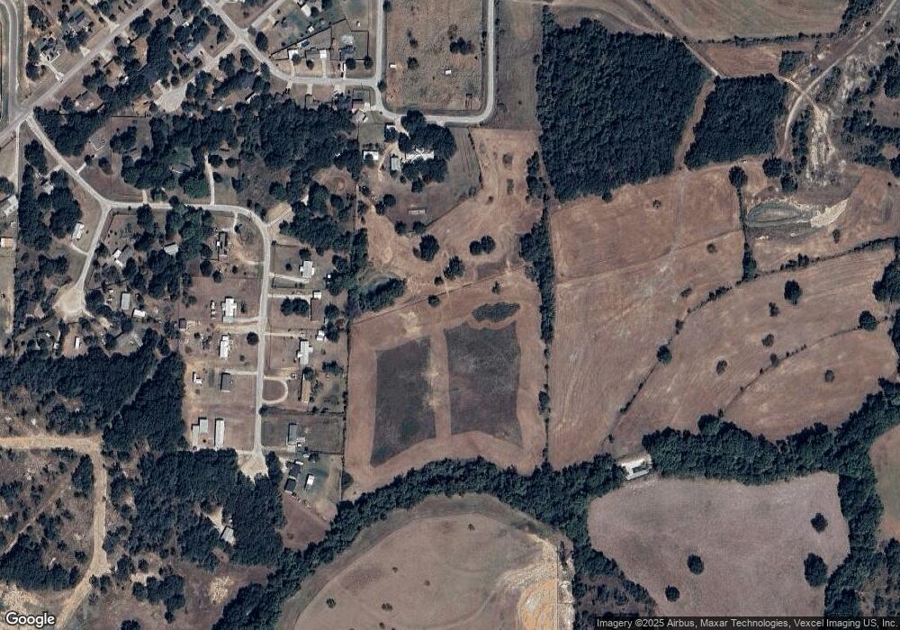 110 Oxford Cir, Springtown, TX 76082 - photo 1