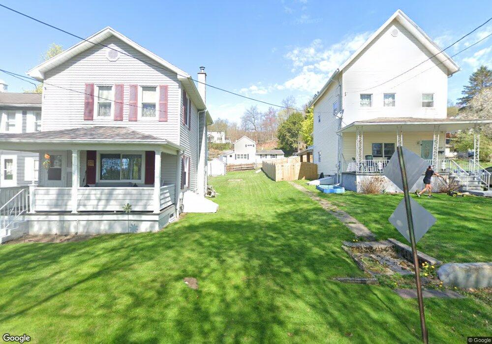 115 Gorham Ave, Mayfield, PA 18433 - photo 1
