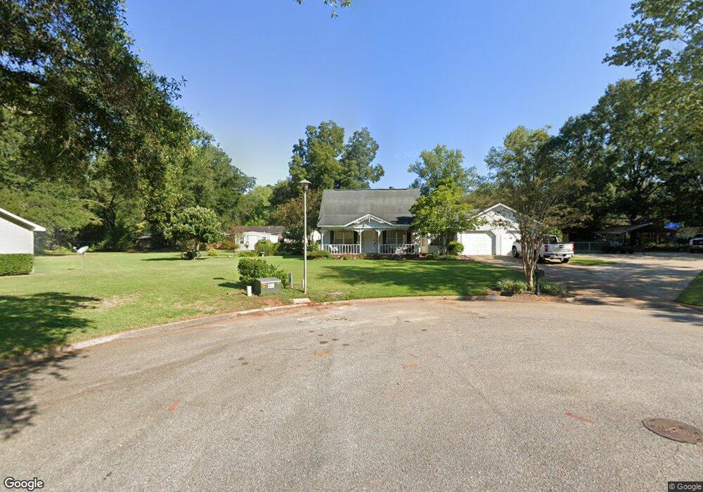 110 Lancaster Ct, Dothan, AL 36305 - photo 1