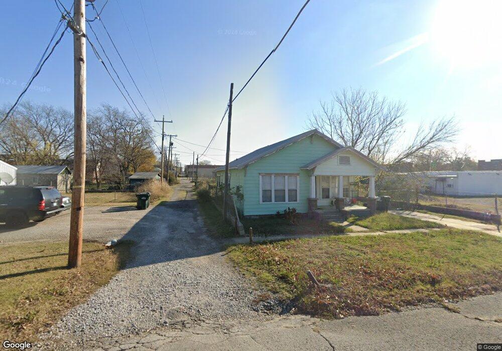 104 N 9th St, Henryetta, OK 74437 - photo 1