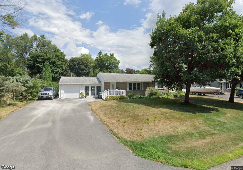 42 St Stephens Ln E, Schenectady, NY 12302 - photo 1