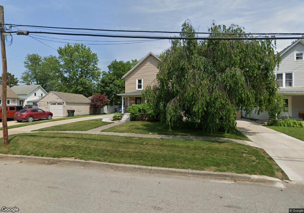 305 Oak St, Three Oaks, MI 49128 - photo 1