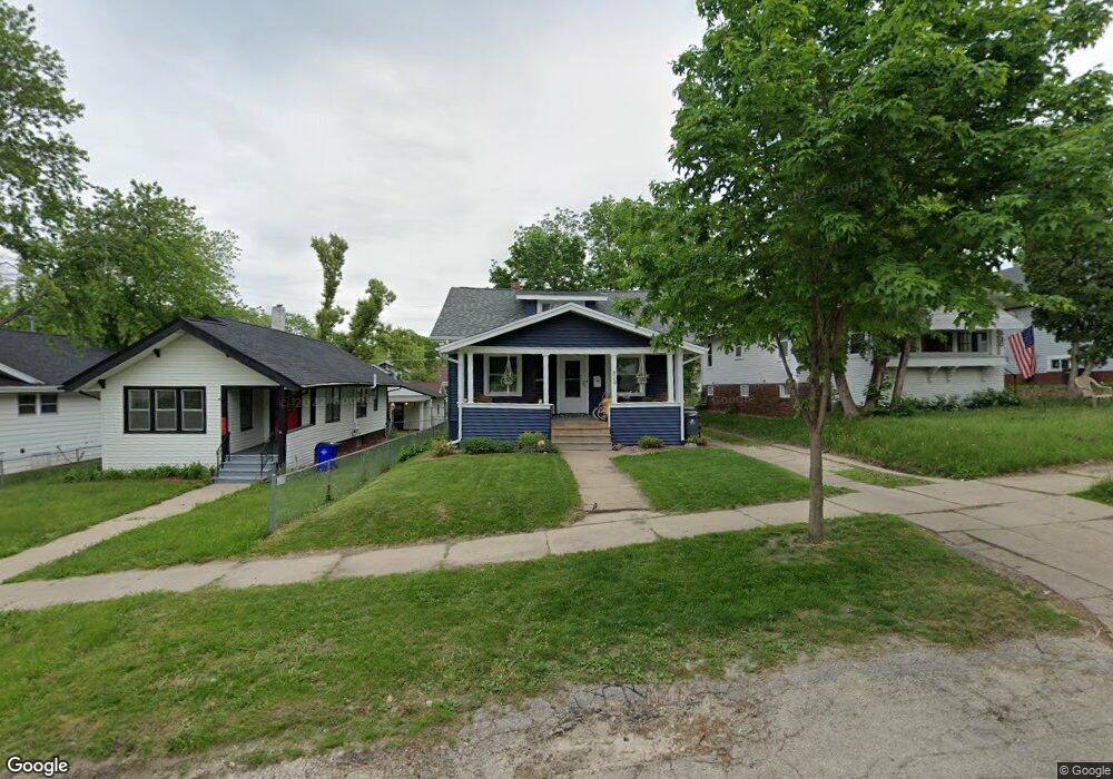 824 18th St SE, Cedar Rapids, IA 52403 - photo 1