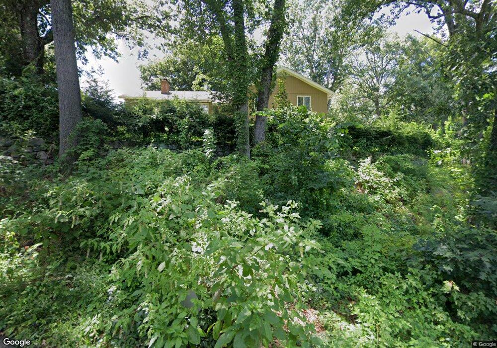 41 Wilridge Rd unit upper, Ridgefield, CT 06877 - photo 1