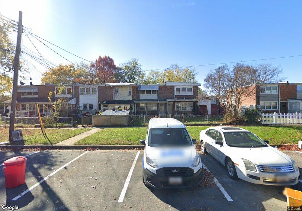 813 Rambo Ct, Halethorpe, MD 21227 - photo 1