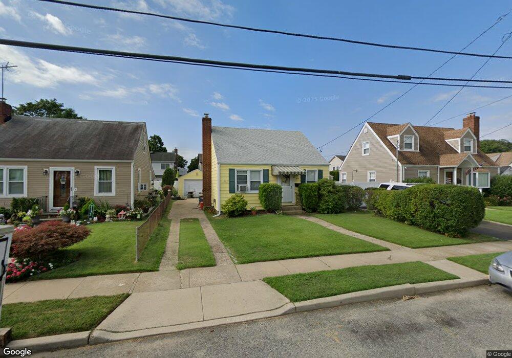 659 Wool Ave, Franklin Square, NY 11010 - photo 1