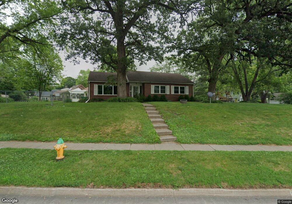 1611 Beaver Ave, Des Moines, IA 50310 - photo 1