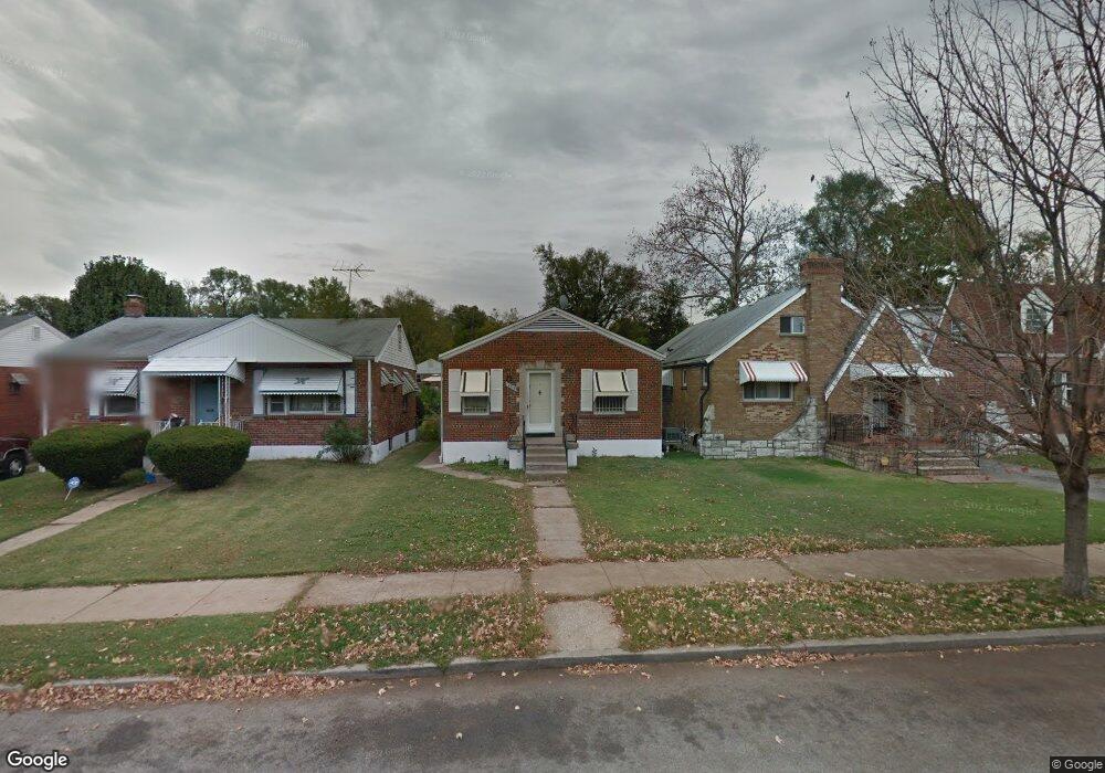 4514 Dryden Ave, Saint Louis, MO 63115 - photo 1