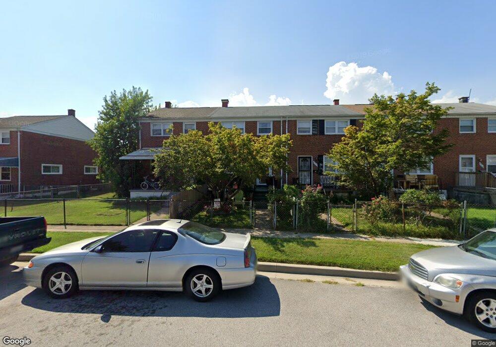 9712 Conmar Rd, Middle River, MD 21220 - photo 1