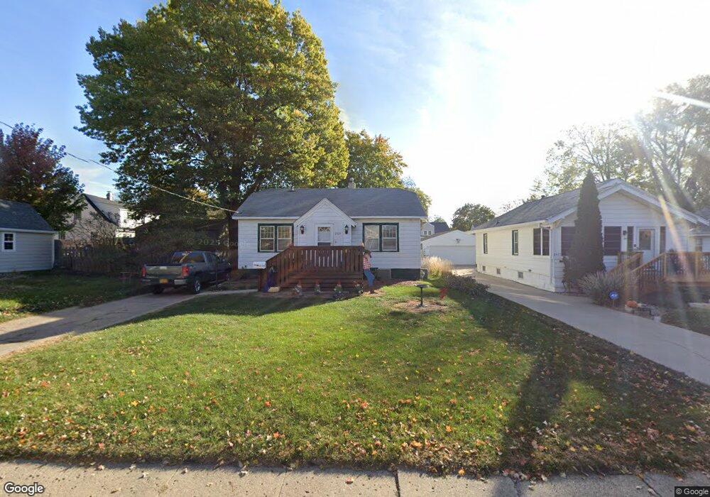 2615 46th St, Des Moines, IA 50310 - photo 1